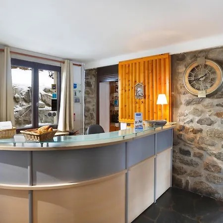 Hotel Le Genepi 2*
